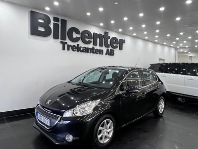 Peugeot 208 5-dörrar 1.6 e-HDi Euro 5 Låga 6.700MIL*Panorama