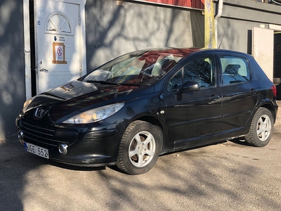 Peugeot 307 5-dörrar 1.6 Euro 4 NY SERVAD AUTOMAT