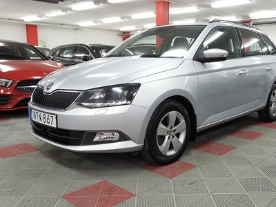 Skoda Fabia Kombi 1.2 TSI Dragkrok P-Sensor S&V Hjul Euro 6