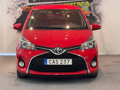 Toyota Yaris 1.33 DUAL VVT-I AUTOMAT S BACKKAMERA NY BESIKTAD NY SERVAD