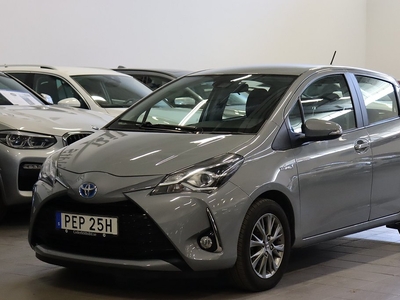 Toyota Yaris Hybrid *4548 Mil* UNIK FÄRG S&V HJUL NYSERVAD