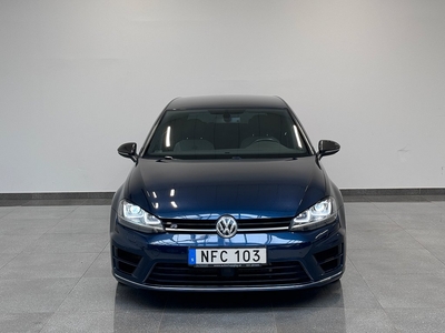 Volkswagen Golf 5-dörrars R Dynaudio Kamera Euro 6 300hk