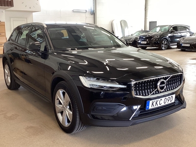 Volvo V60 Cross Country B4 AWD Geartronic Momentum Euro 6