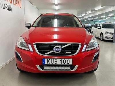 Volvo XC60 D5 AWD Geartronic Momentum, R-Design/PANO/DRAG