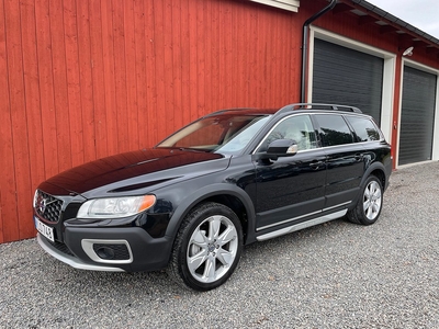 Volvo XC70 D5 AWD Summum/Executive/Värmare/Drag/Adaptiv/BLIS