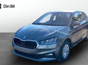 Skoda FabiaSELECTION 1,0 MPI 2024, Halvkombi