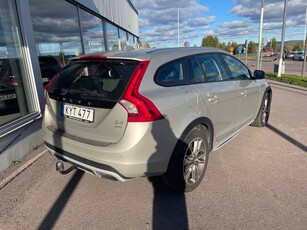 Volvo V60 Cross Country