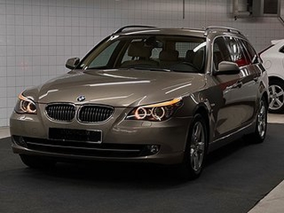 BMW 525 i/ XDRIVE/ TOURING/ DRAG/ LÄDER/ LÅGMIL/ FULL SERVAD