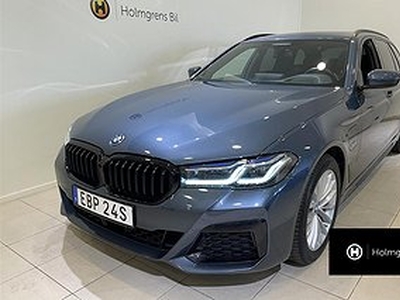 BMW 530e xDrive Touring M-Sport Dragkrok Navi Panorama