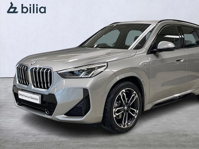 BMW X1sDrive 18i Aut M-Sport | Drag | DEMOBIL | Eluppvärmd ratt | 19