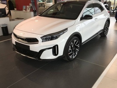 Kia XCeedPHEV Advance Plus I December I 2023, Halvkombi