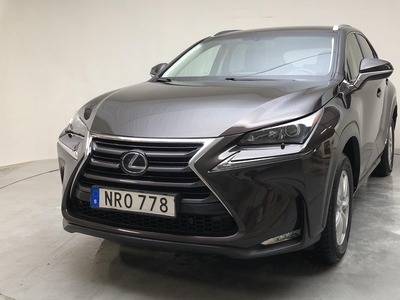 Lexus NX 300h AWD (181hk)