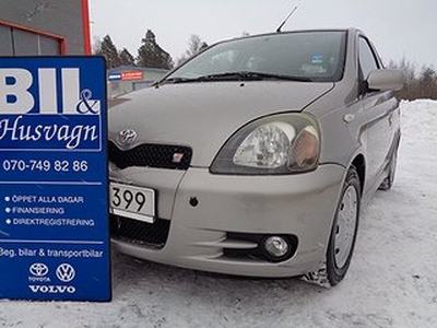 Toyota Yaris TS 1,5 VVT-i NYBES/NYSERV/MVG/ELH/PÅKOST/FINANS/INBYTE