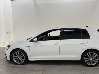 Volkswagen Golf1.5 TSI R-line Värmare Cockpit HELG 2019, Halvkombi