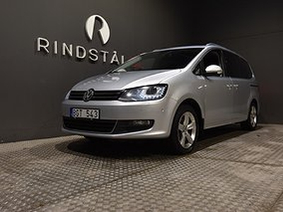 Volkswagen Sharan 2.0 TDI 140HK DRAG NAVI D-VÄRM PANO 7-SITS