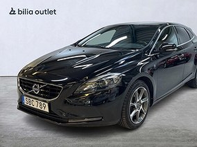 Volvo V40 D4 Ocean Race BE 190hk VOC Navi Drag Läder P-värm