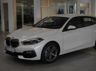 BMW 118Sport Navi Rattvärme Aut 2024, Halvkombi