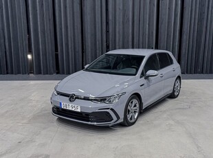 Volkswagen Golf1.5 eTSI R-Line 2021, Halvkombi