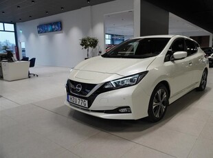 Nissan LeafTekna 40 kWh 2 2022, Halvkombi