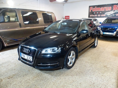 Audi A3 1.6 TDI Attraction Ny Besiktigad & Ny Servad 105hk