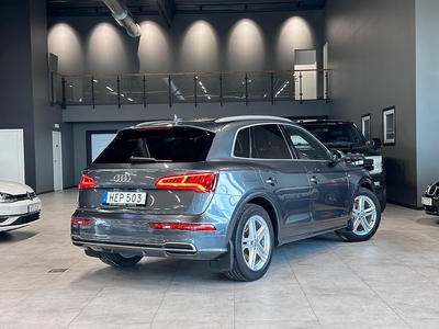 Audi Q5 2.0 TDI quattro S-Line / Drag / Värmare / Luftchassi