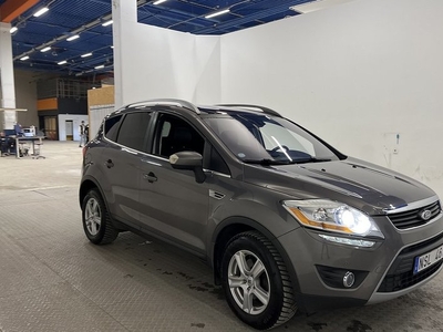 Ford Kuga2.0 TDCi AWD Titanium Drag Pano B-kamera 2012, SUV