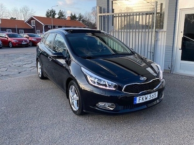 Kia Cee´dCEED SW 1.6 CRDi SPECIAL EDITION NAVI PANORAMA 2015, Halvkombi