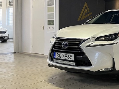 Lexus NX 300h AWD 2.5 AWD E-CVT Euro 6