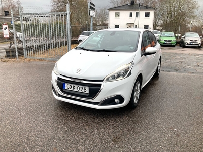 Peugeot 208 1.2 VTi 82HK PURE TECH / DRAG