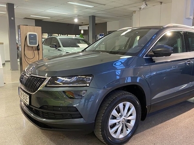 Skoda KaroqSTYLE 2,0TDI AUT 4X4 DRAG VÄRMARE SoV HJUL 2019, SUV