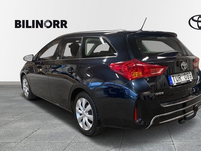 Toyota Auris Touring Sports 1,6 Active Automat Dragkrok Vinterhjul