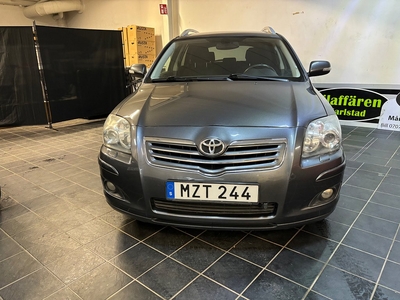 Toyota Avensis Kombi 2.2 D-CAT 177 hkr Nybesiktigad