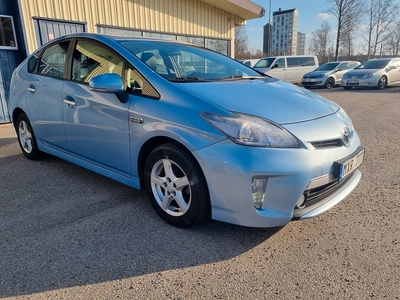 Toyota Prius Plug-in Hybrid 1.8 VVT-i + 3JM Plug-in CVT Euro 5