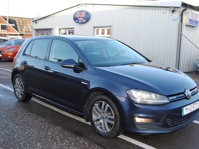 Volkswagen Golf 5-dörrar 1.6 TDI BlueMotion Premium, Style