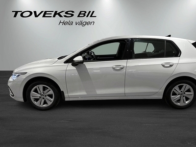 Volkswagen Golf TSI 110hk Drag|Parkeringsvärmare|Kamera|Nav