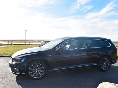 Volkswagen Passat 200hk R-line Cockpit Värmare Navi Drag