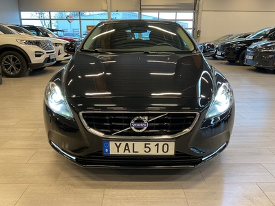 Volvo V40 D2 Geartronic Momentum sommar/vinterhjul nyservad