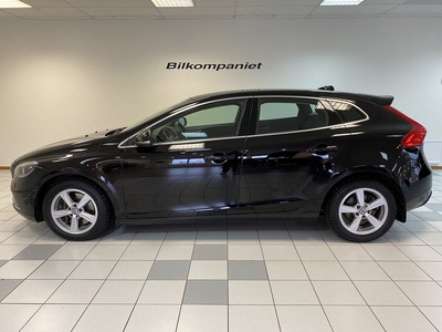 Volvo V40 D4 Momentum Business Edition