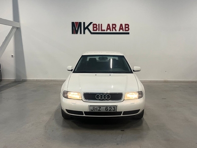 Audi A4 Sedan 1.8/ Dragkrok/