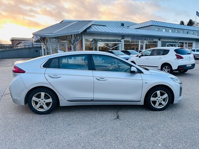 Hyundai IONIQ Plug-in 1.6 + 8.9 kWh DCT Euro 6