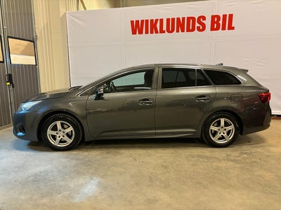 Toyota Avensis Kombi 1.8 Valvematic Multidrive S Backkamera