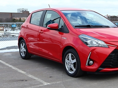 Toyota Yaris 1.5 Hybrid 5dr 101hk V/S-hjul Backkamera