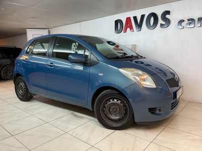 Toyota Yaris 5-dörrar 1.3 VVT-i M-Värmare