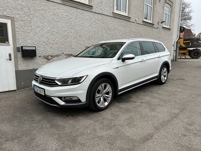 Volkswagen Passat Alltrack 2.0 TDI 4Motion Executive/V-hjul