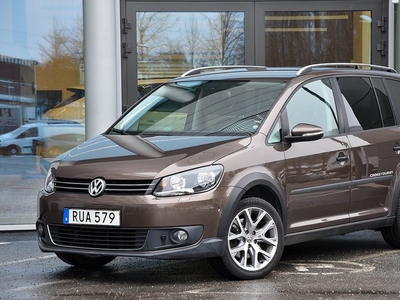 Volkswagen TouranCross TSI140 7-Sits B-kamera Drag SoV 2015, SUV