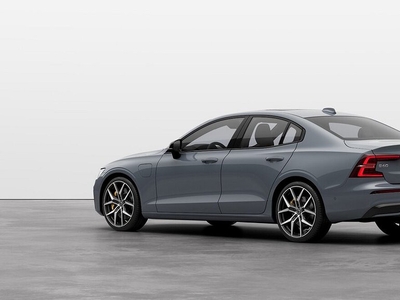 Volvo S60 Recharge T8 Polestar Engineered - Demobil