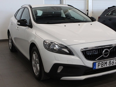 Volvo V40 Cross Country T3 Kinetic Navi Drag Kamera Värmare