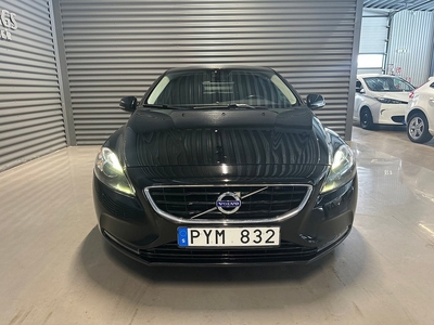 Volvo V40 D3 150hk Momentum Voc Värmare Backkamera Drag