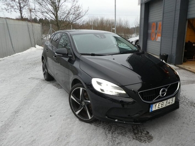 Volvo V40D3 Momentum 2017, Kombi