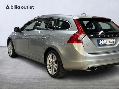 Volvo V60 D6 Plug-in AWD Pure Edition 215hk